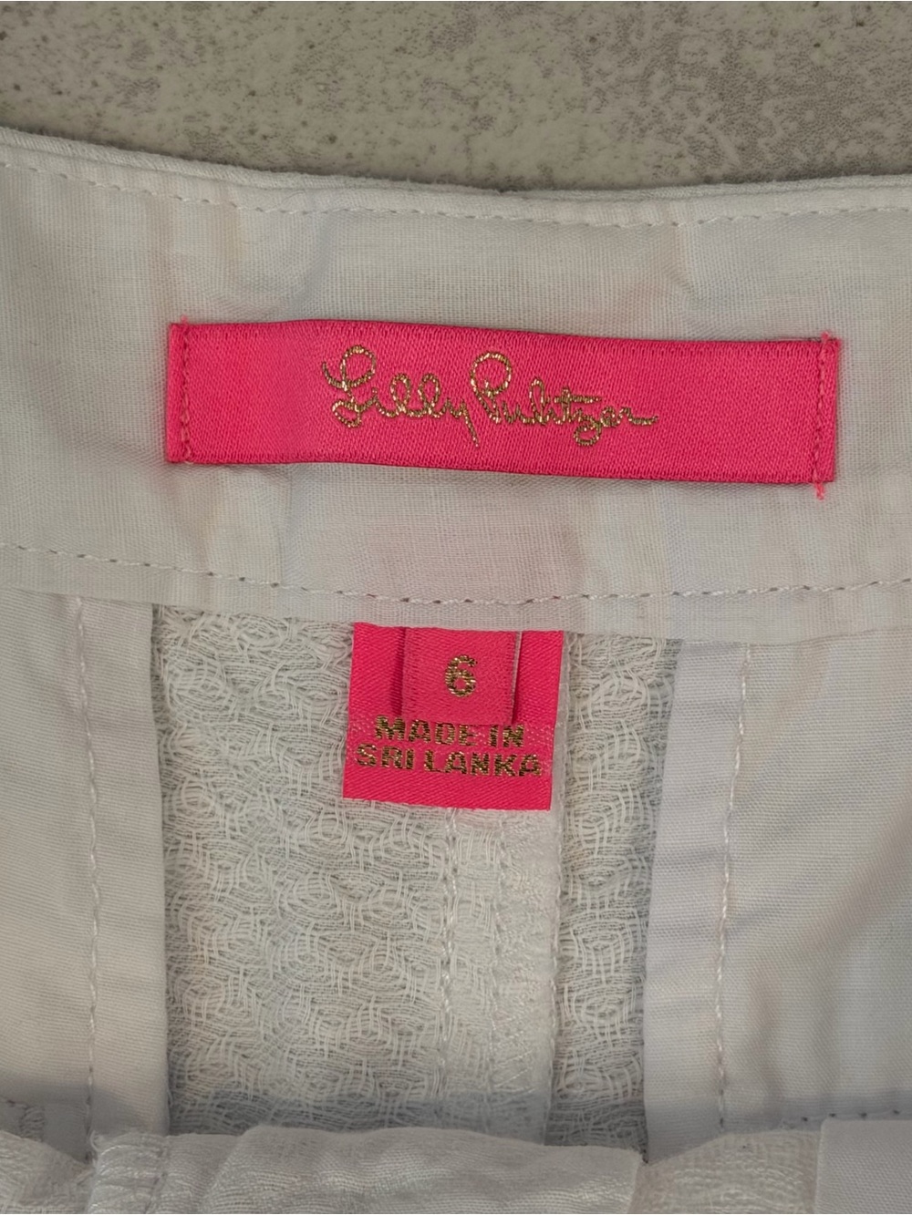 Lilly Pulitzer Buttercup White Scallop Hem Shorts SZ 6 - Picture 4 of 4